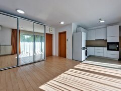 Obor Garsoniera cu curte individuala in Poseidon Residence